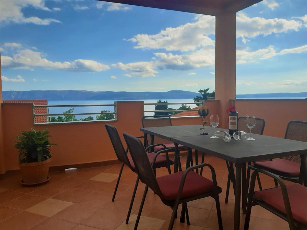 Cozy Apartments With Sea View Novi Vinodolski Esterno foto